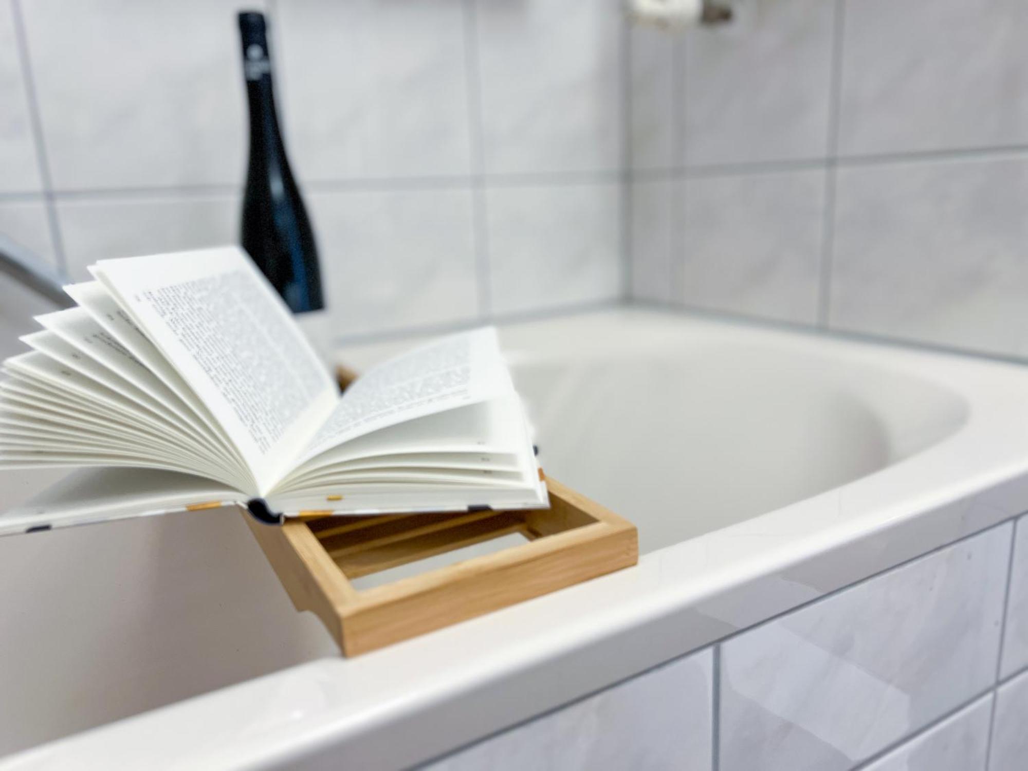 Upper Room Apartment Im Zentrum Mit Kostenfreiem Parkplatz Neustadt an der Weinstraße Zewnętrze zdjęcie